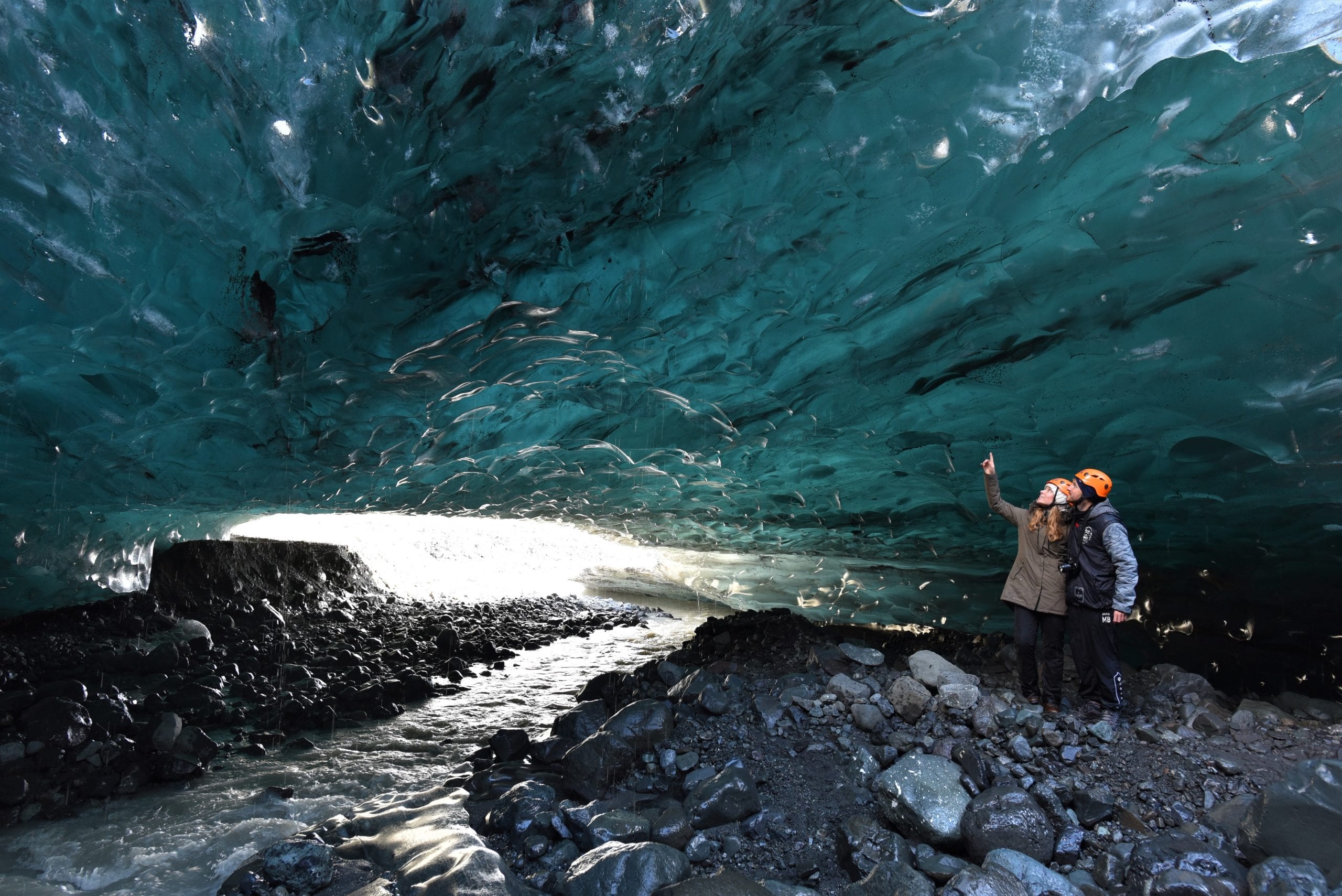 5 Day Winter Minibus Tour: Blue Ice Cave, Snæfellsnes, Golden Circle, South Coast & Northern Lights Tour