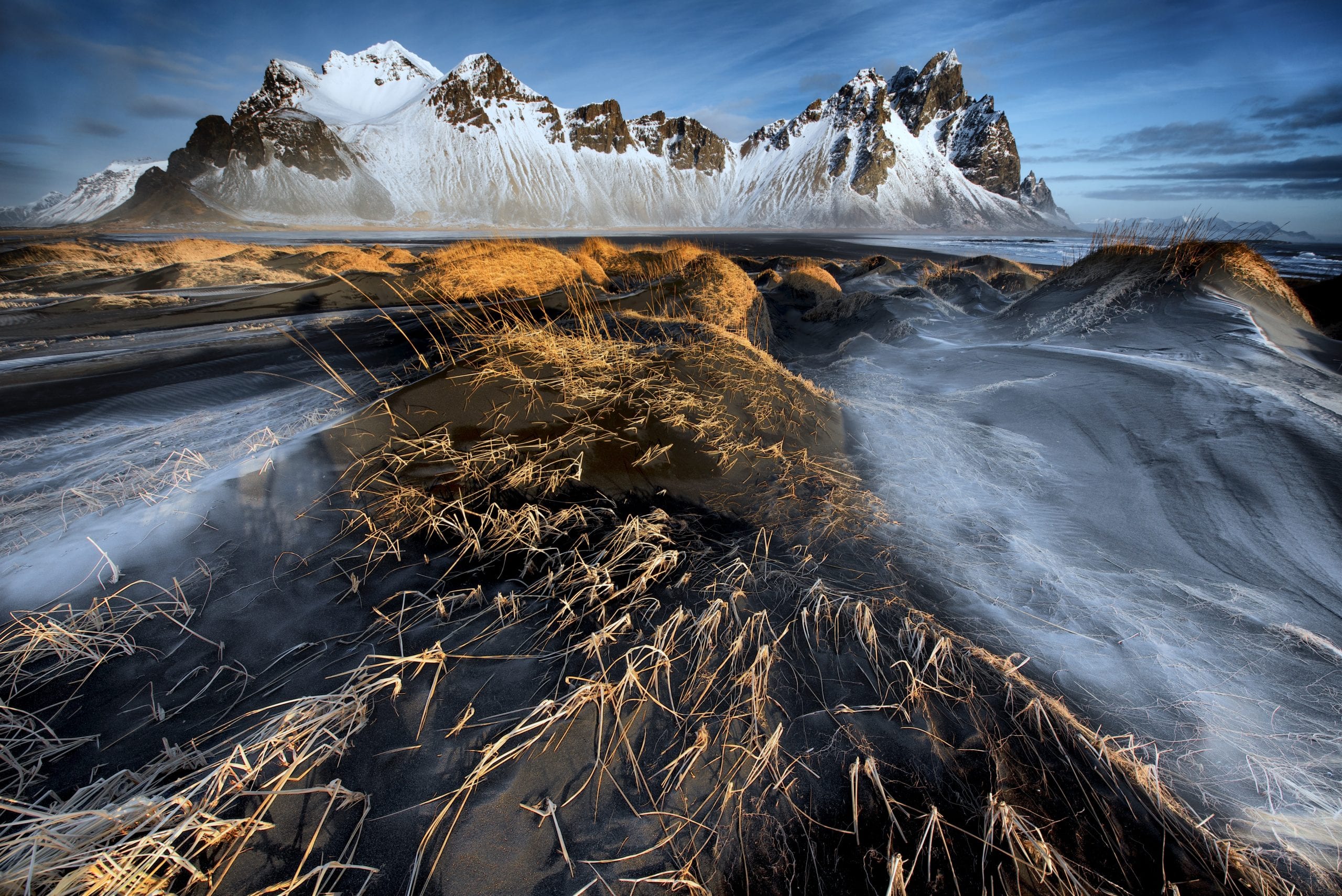 6 Day Around Iceland Winter Minibus Tour