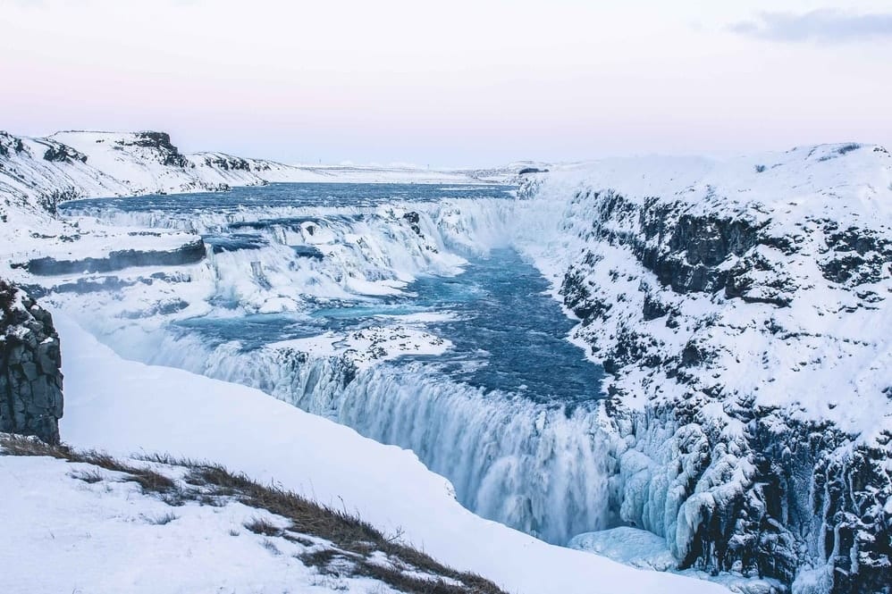 8 Day Around Golden Circle Iceland Winter Minibus Tour