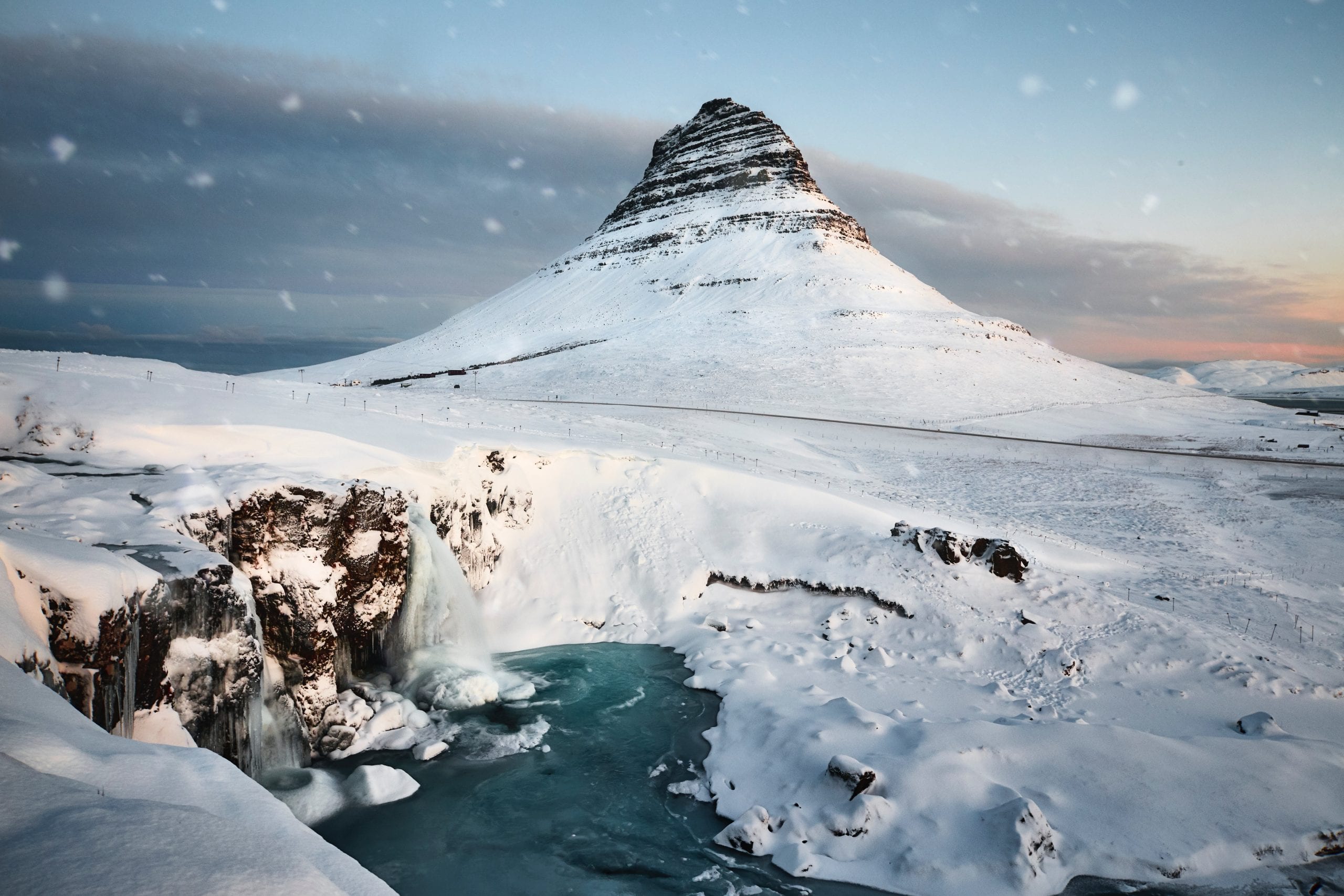 5 Day Winter Minibus Tour: Blue Ice Cave, Snæfellsnes, Golden Circle, South Coast & Northern Lights Tour