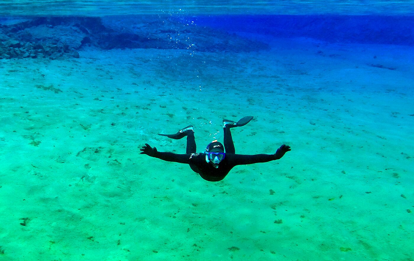 Wetsuit Snorkeling in Silfra - With transfer | Free photos