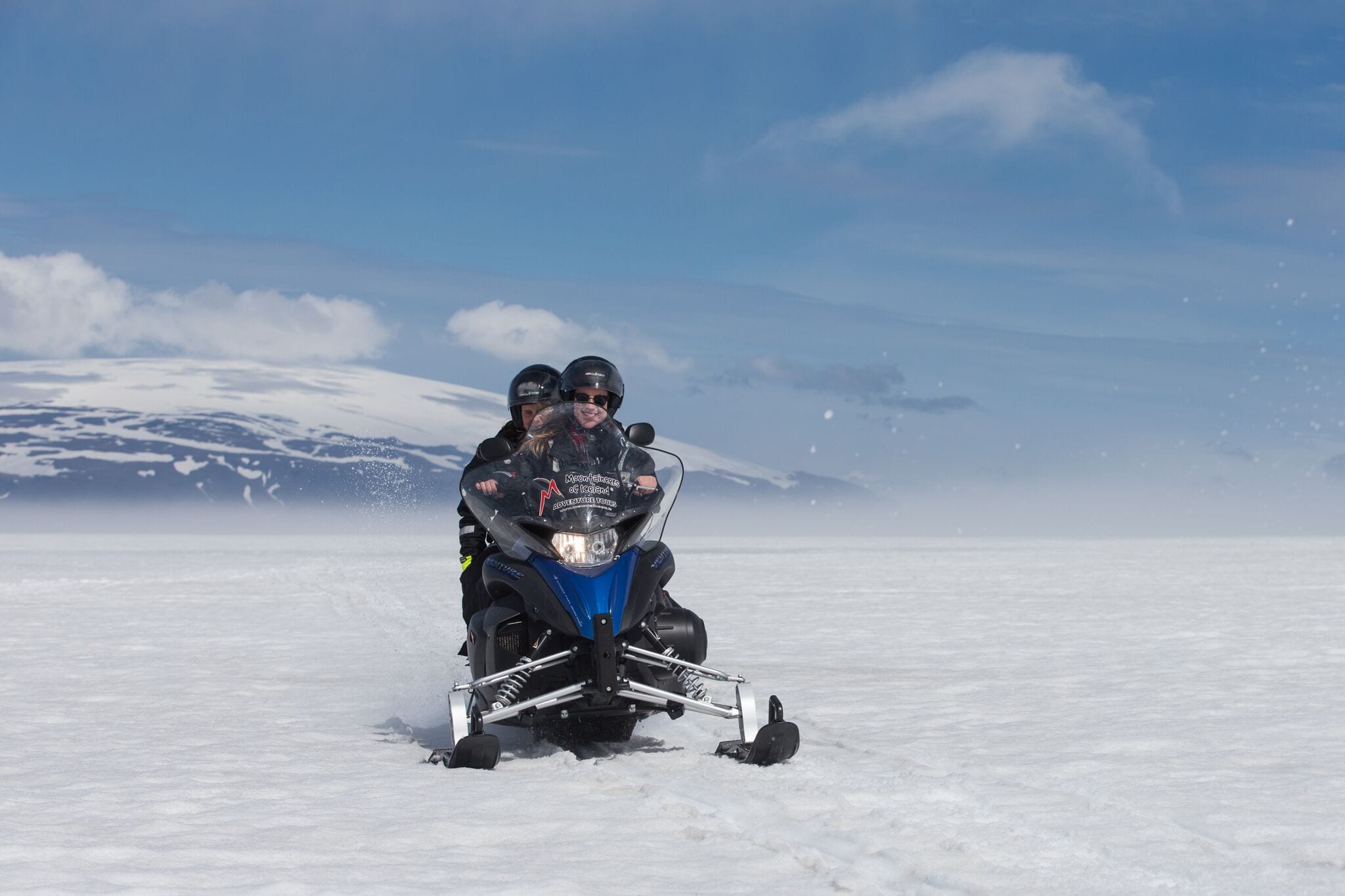 Pearl Tour - Golden Circle Super Jeep Tour & Snowmobiling