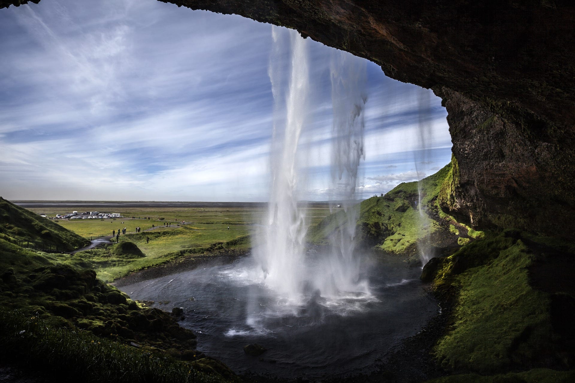 Golden Circle Iceland Winter Minibus Tour
